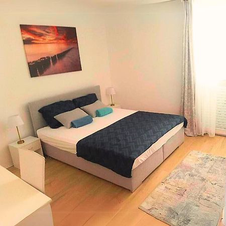 Holiday Apartment Nina,ザダル エクステリア 写真